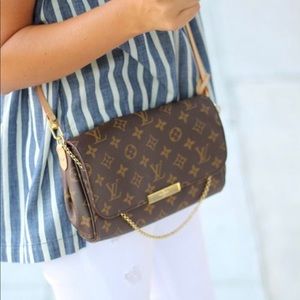 LOUIS VUITTON FAVORITE MM CROSSBODY